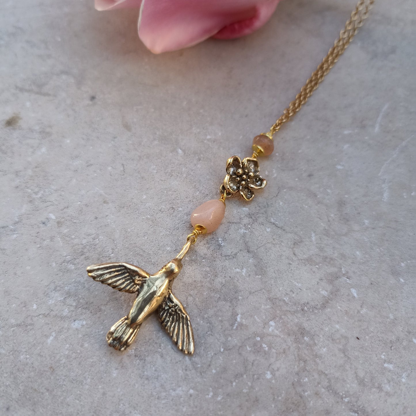 Collana COLIBRI' e FIORE di CILIEGIO