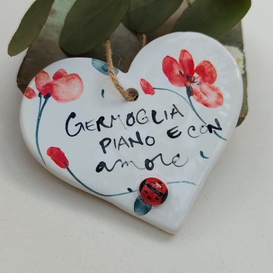 CUORE PROMEMORIA GERMOGLIA PIANO E CON AMORE