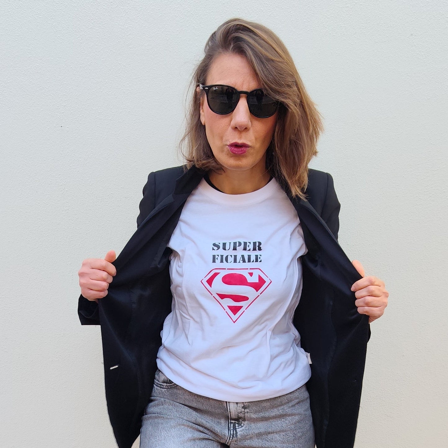 T-SHIRT SUPERFICIALE