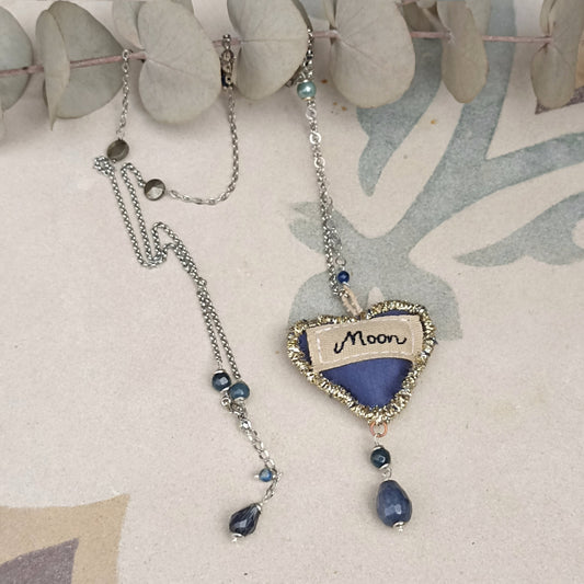 Collana CUORE RICAMO MOON BLU