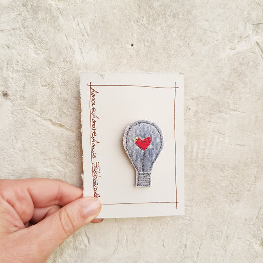 Spilla HO UN'IDEA D'AMORE
